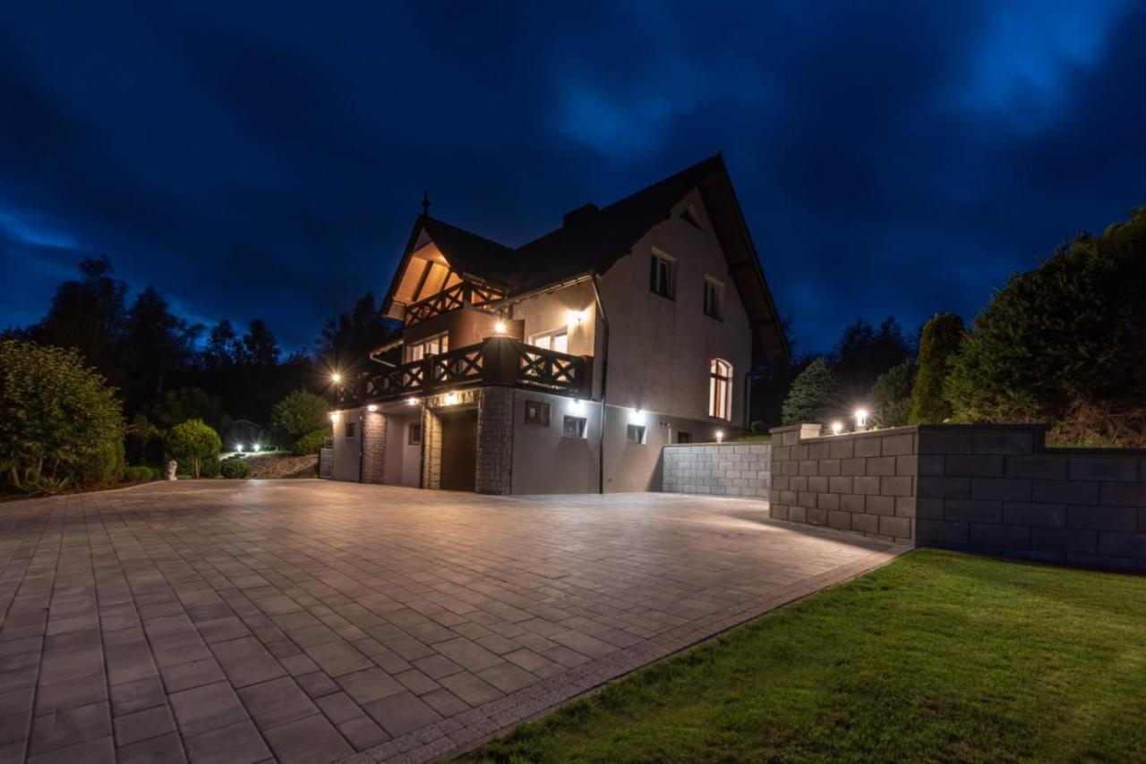 Dom Na Wzgorzu Z Widokiem Na Jezioro Z Balia I Sauna Lipnica  Kültér fotó